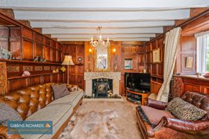 Sitting Room - click for photo gallery
